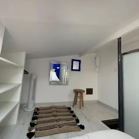 Дом отдыха Maison De Pecheur Pointe Courte Au Cabanon Сет